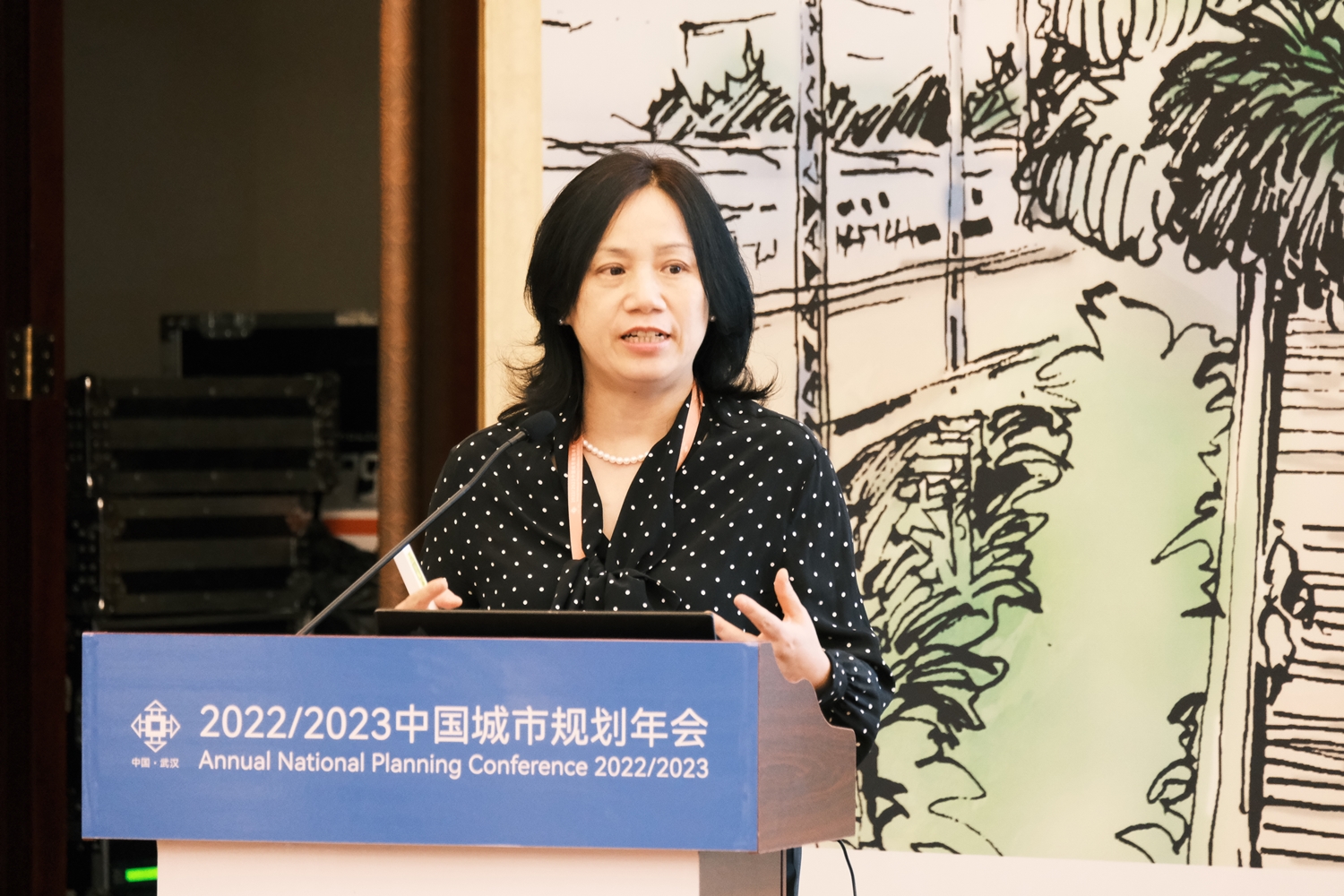 1696818235427065724.jpg 张蔚文1_副本.jpg