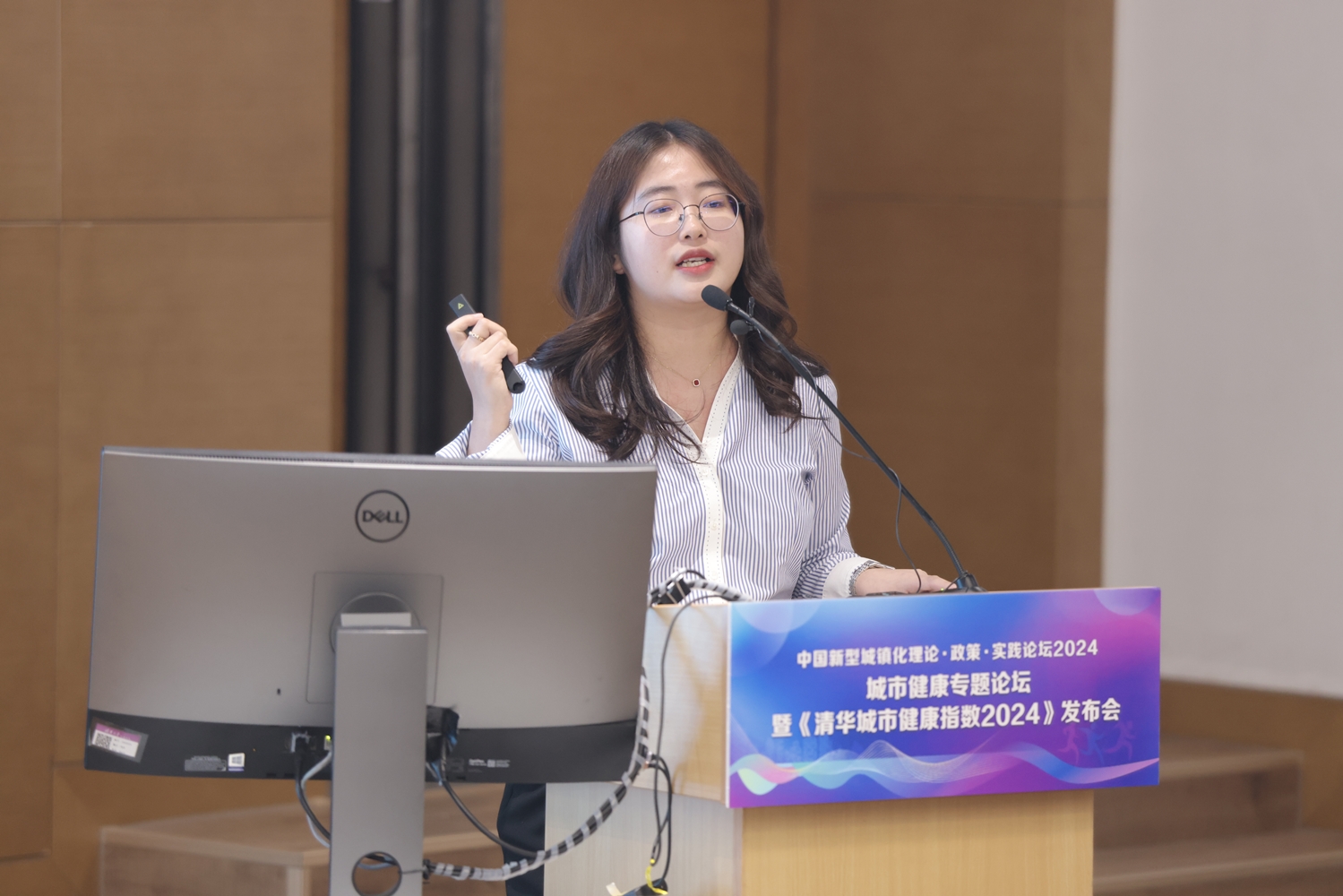 1730357387918022097.jpg 李丰婧_副本.jpg